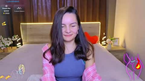 Jasmine online show from August 15, 9:24 am