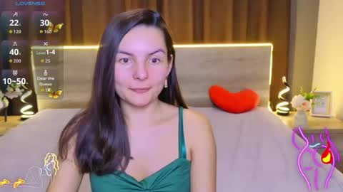 Jasmine online show from August 15, 4:33 pm