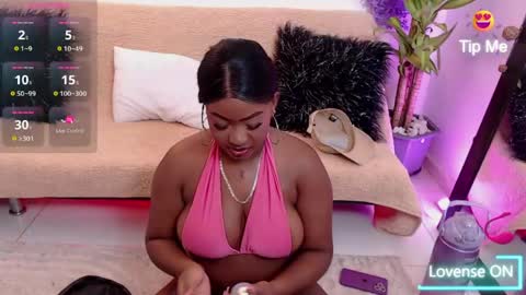 Instagram jasminecampbell1  online show from May 29, 10:01 pm