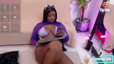 Instagram jasminecampbell1  online show from July 7, 12:47 am
