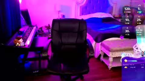 Jasmine Winters online show from July 26, 4:45 pm