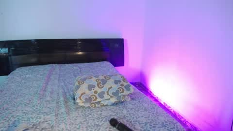 jaspeer__ online show from July 27, 4:12 pm