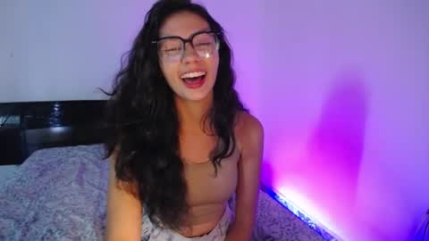 jaspeer__ online show from July 28, 4:35 pm