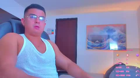 JBrooksXx online show from August 7, 12:49 pm