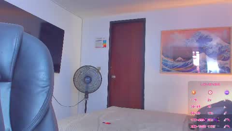 JBrooksXx online show from August 9, 2:18 pm
