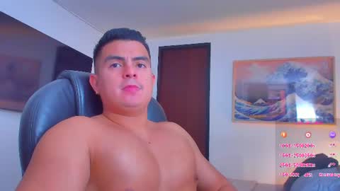 JBrooksXx online show from August 10, 9:16 pm