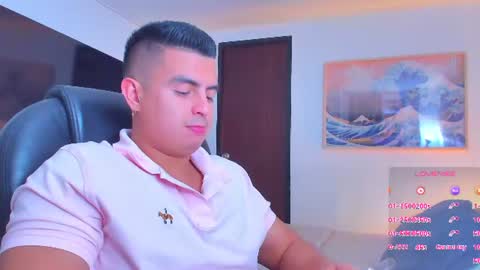 JBrooksXx online show from August 14, 8:23 pm