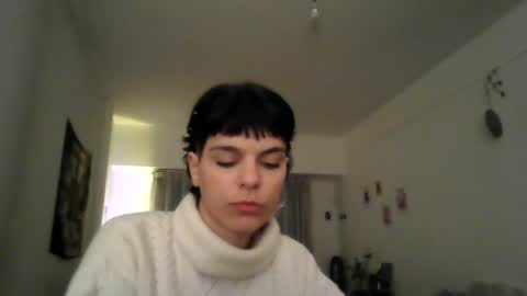 jaune online show from August 15, 2:59 am