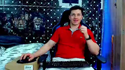Javier online show from August 8, 12:22 am