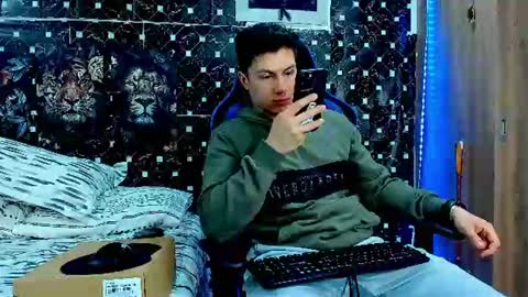 Javier online show from August 11, 4:14 am