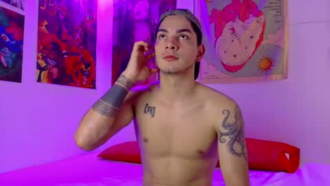 Jax and Jinx online show from July 1, 5:36 pm