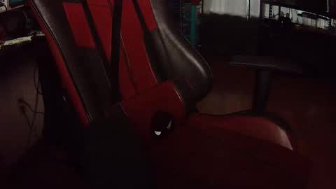 jaxjohnson12 online show from June 8, 10:32 am