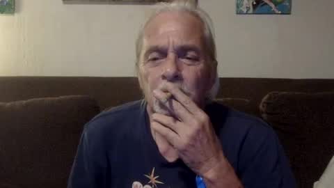 jay-jay1475 online show from July 31, 8:14 pm