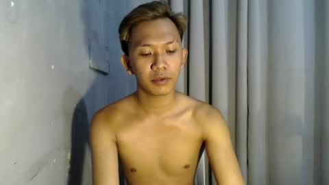 jay_xxx24 online show from August 10, 11:17 pm