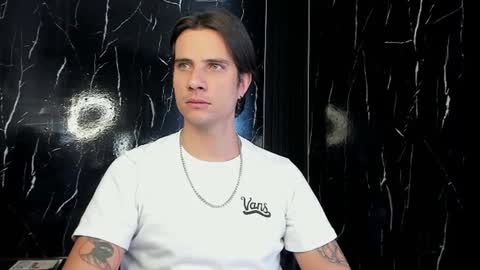 Jay Alvarrez online show from August 4, 2:03 pm
