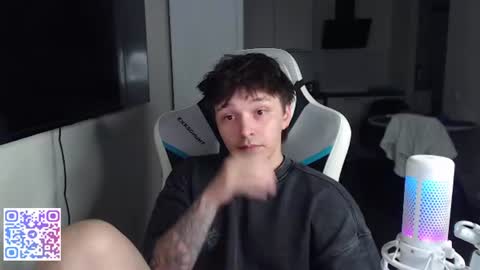 Jayce online show from July 31, 1:01 am