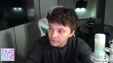 Jayce online show from August 2, 2:18 am