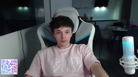 Jayce online show from August 9, 8:04 am