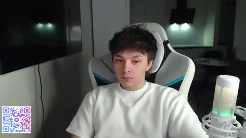 Jayce online show from August 11, 1:29 am