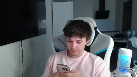 Jayce online show from August 12, 8:16 am