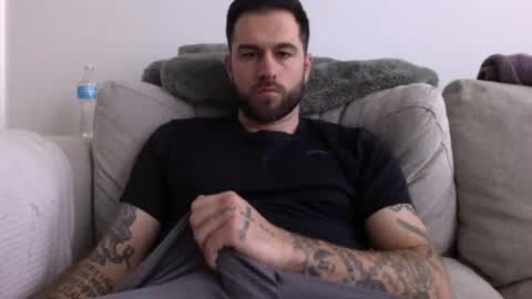 jayg333 online show from May 1, 4:11 pm