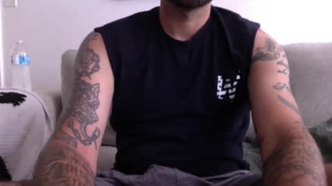 jayg333 online show from May 11, 2:52 pm