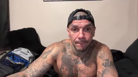 jayjaythebutcher23 online show from April 23, 3:43 am