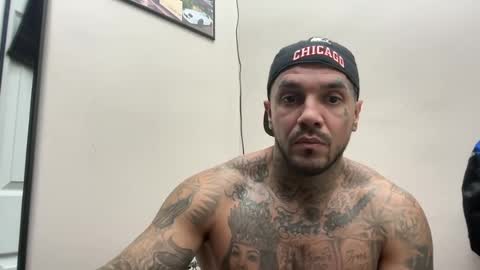 jayjaythebutcher23 online show from August 10, 1:29 am