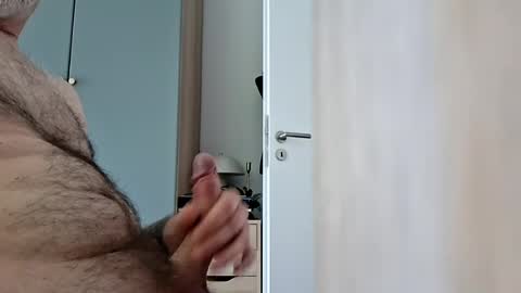 jayl81 online show from August 7, 1:11 pm
