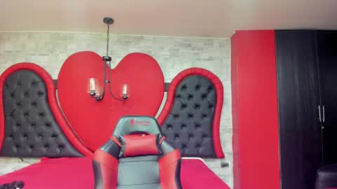 jaylen_bdsm online show from June 6, 11:49 am