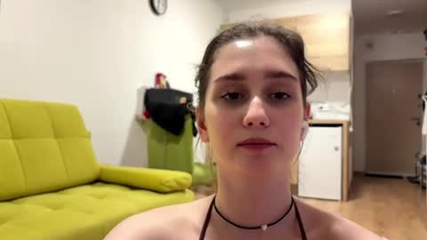 Alice online show from August 13, 6:33 pm