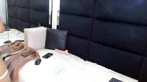 Jazmiinrosee online show from August 7, 4:18 pm