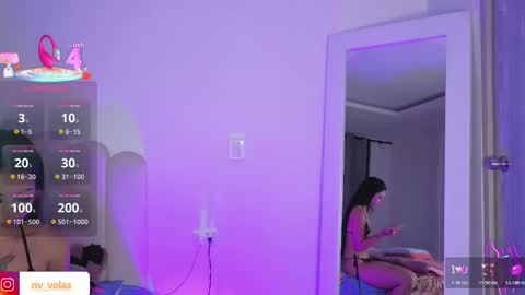 JAZMIN AND JAQUE online show from June 5, 10:59 pm