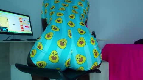 jazmin online show from July 10, 3:12 am