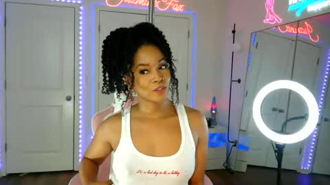 Jazminefox online show from July 18, 8:10 pm
