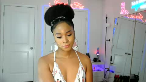 Jazminefox online show from August 7, 7:03 pm