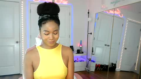 Jazminefox online show from August 10, 6:42 pm