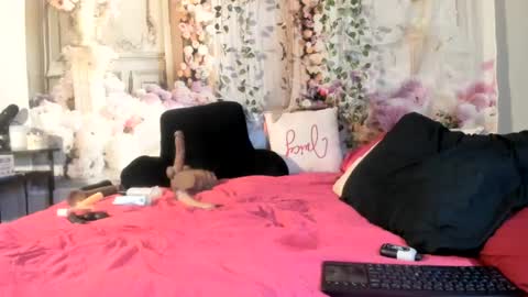 jazminsteeledehearts online show from August 13, 5:21 am