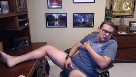 jbearly4 online show from July 21, 12:58 am