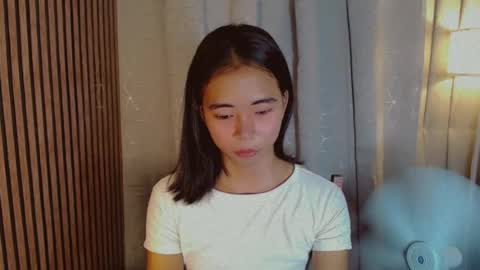 vivian online show from August 9, 3:51 am