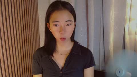 vivian online show from August 14, 7:12 am