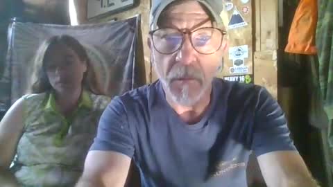 jdgiddy69 online show from August 1, 9:54 pm