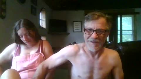 jdgiddy69 online show from August 2, 11:11 pm