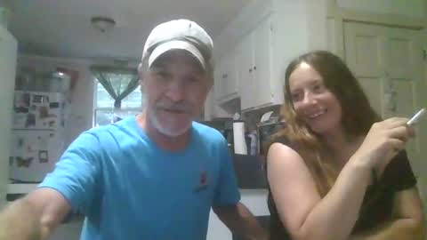 jdgiddy69 online show from August 16, 11:09 pm