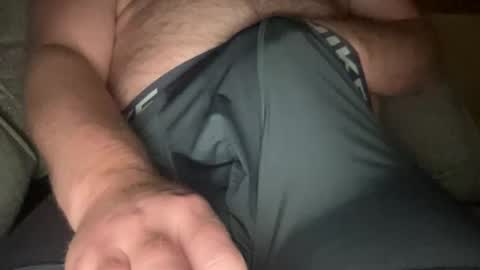 jdog31982 online show from March 27, 7:34 am
