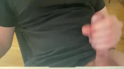 jeaboi online show from April 17, 11:28 am