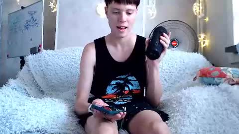 Angel and Arthur AA online show from July 2, 4:24 am