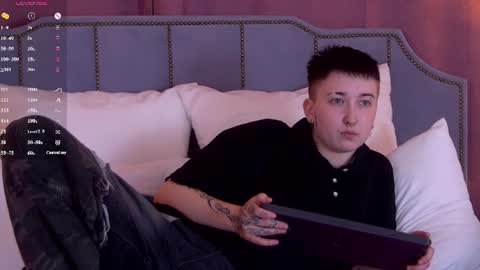 Jean online show from June 27, 2:48 am