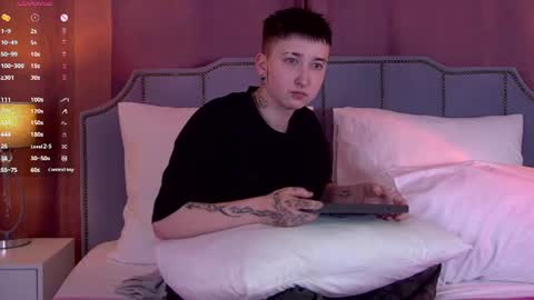 Jean online show from June 30, 5:58 pm