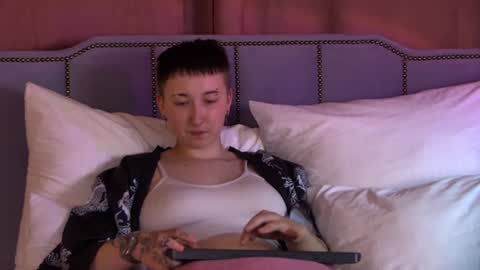 Jean online show from July 7, 12:14 am